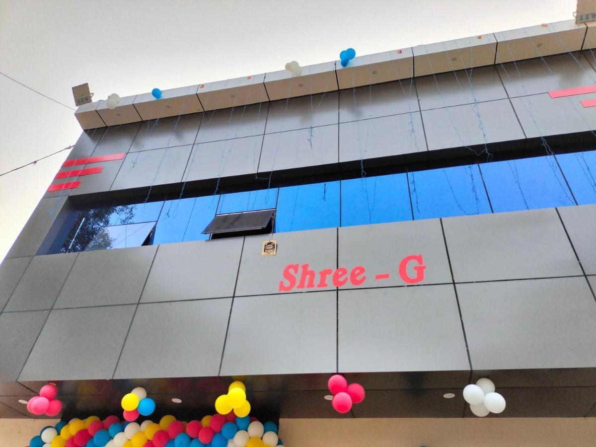 Oyo Shree G Hotel อัครา ภายนอก รูปภาพ